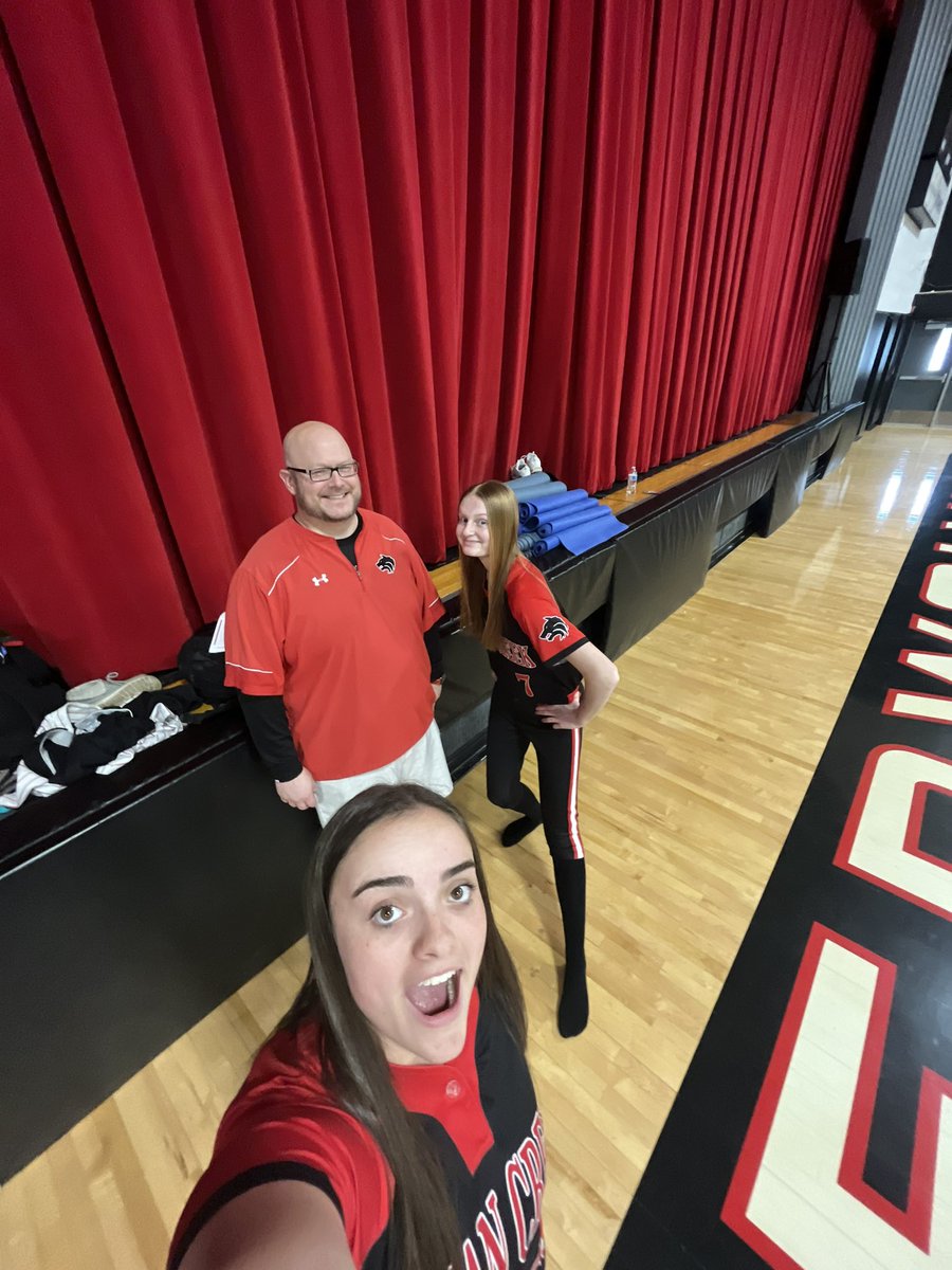 Emily Frazier tweet media