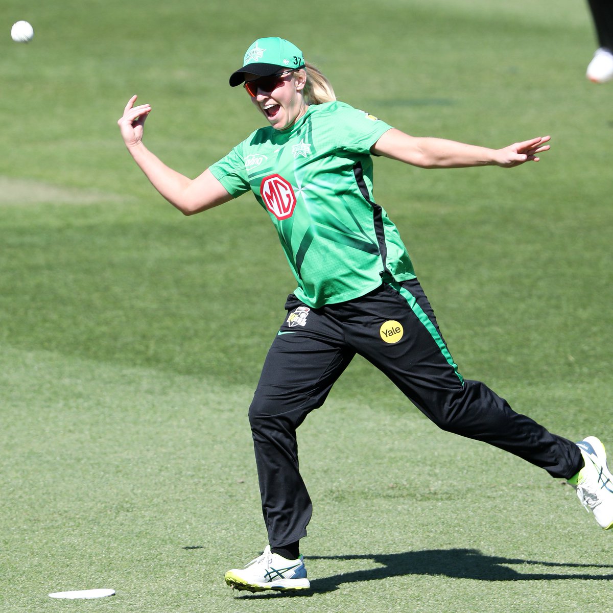 StarsBBL's tweet photo. 🍀 St Patrick's Day means only one thing.

Kim Garth content. https://t.co/8lsCgxy9Qu