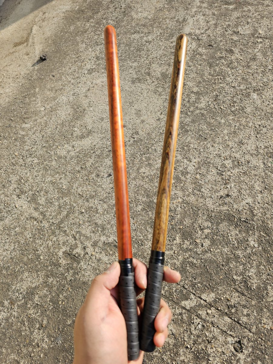 Paddle_maker's tweet photo. 봄맞이 RT&amp;팔로우 이벤트🍾🍾

저를 팔로우하시고 이 글을 RT 하시는분중 
네분을 추첨해 두분은 냥발패들 두분은 케인을
각각 한개씩 드립니다 (나무 랜덤)

기간은 3월 20일 밤 23시 59분까지!
당첨자 발표는 3월 21일에 합니다😎

많은 참여 부탁드려요☆ https://t.co/qDOqtxHBg0