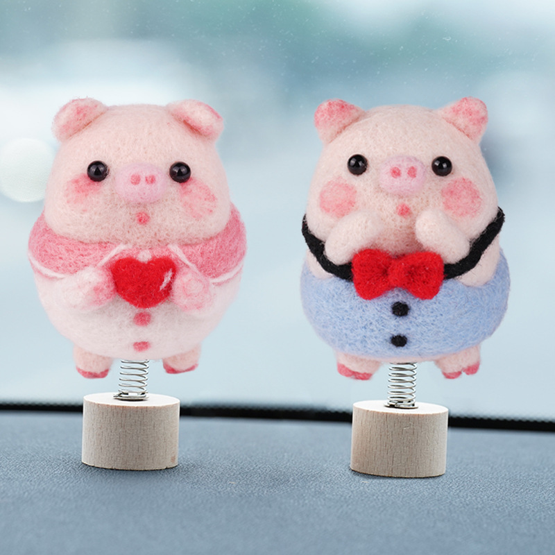 DIYPlanet1's tweet photo. DIY needled felted piggy family🥰 #needlefelting
https://t.co/tEmweX19B8 https://t.co/SCEen0Drvp