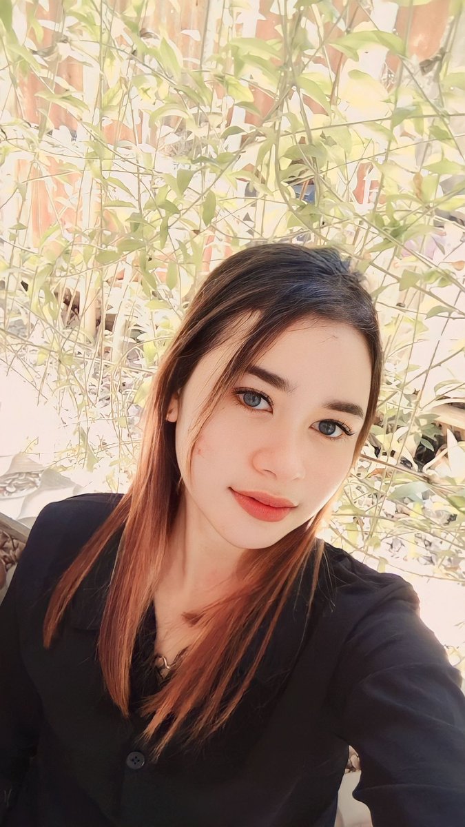 oshyaca2's tweet photo. #morning udah lama ga absen muka ni🤏🏼 https://t.co/D2EM7L1EWo