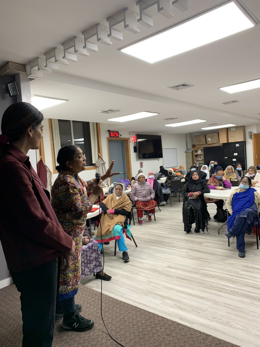 AasmaShaukatMD's tweet image. So wonderful to spend the day at the Desi Senior Center talking to Indian, Pakistani and Bengali community 🇮🇳🇵🇰🇧🇩on:
🔹Importance of #crcScreening
🔹Timely care for alarm symptoms 
🔹Prevention through diet and lifestyle 

🙏🏼@indiahomeusa for hosting me!
@nyugrossman #desinyc