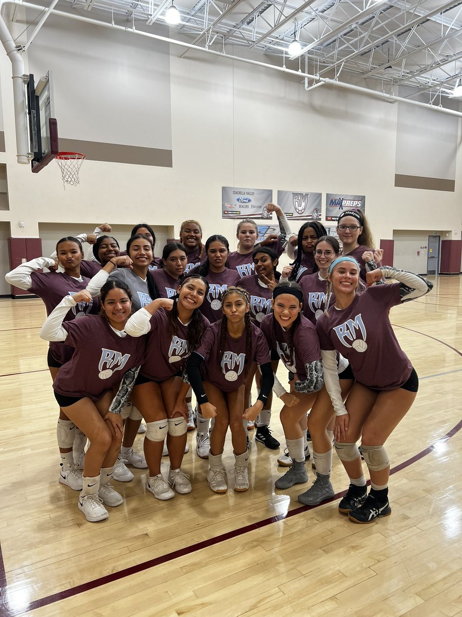 RMHS GIRLS VOLLEYBALL tweet media