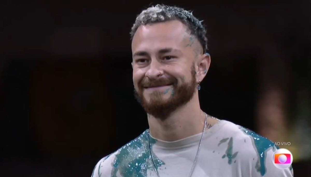 mica_benzin's tweet photo. O PRÊMIO DE MAIOR RANÇO DA EDIÇÃO VAI PARA ESSE SOBERBO 
#BBB23 #ForaLarissa https://t.co/ue7P57Q2QT