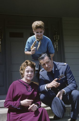 FORGOTTEN TV SHOWS: THE JOHN FORSYTHE SHOW, 1965-66 NBC #TheJohnForsyhtheShow #tvshow #sitcom #NBC #JohnForsythe #ElsaLanchester #AnnBDavis #GuyMarks #PamelynFerdin #girlsschool #airforceofficer #spy #NBC #forgottentvshows