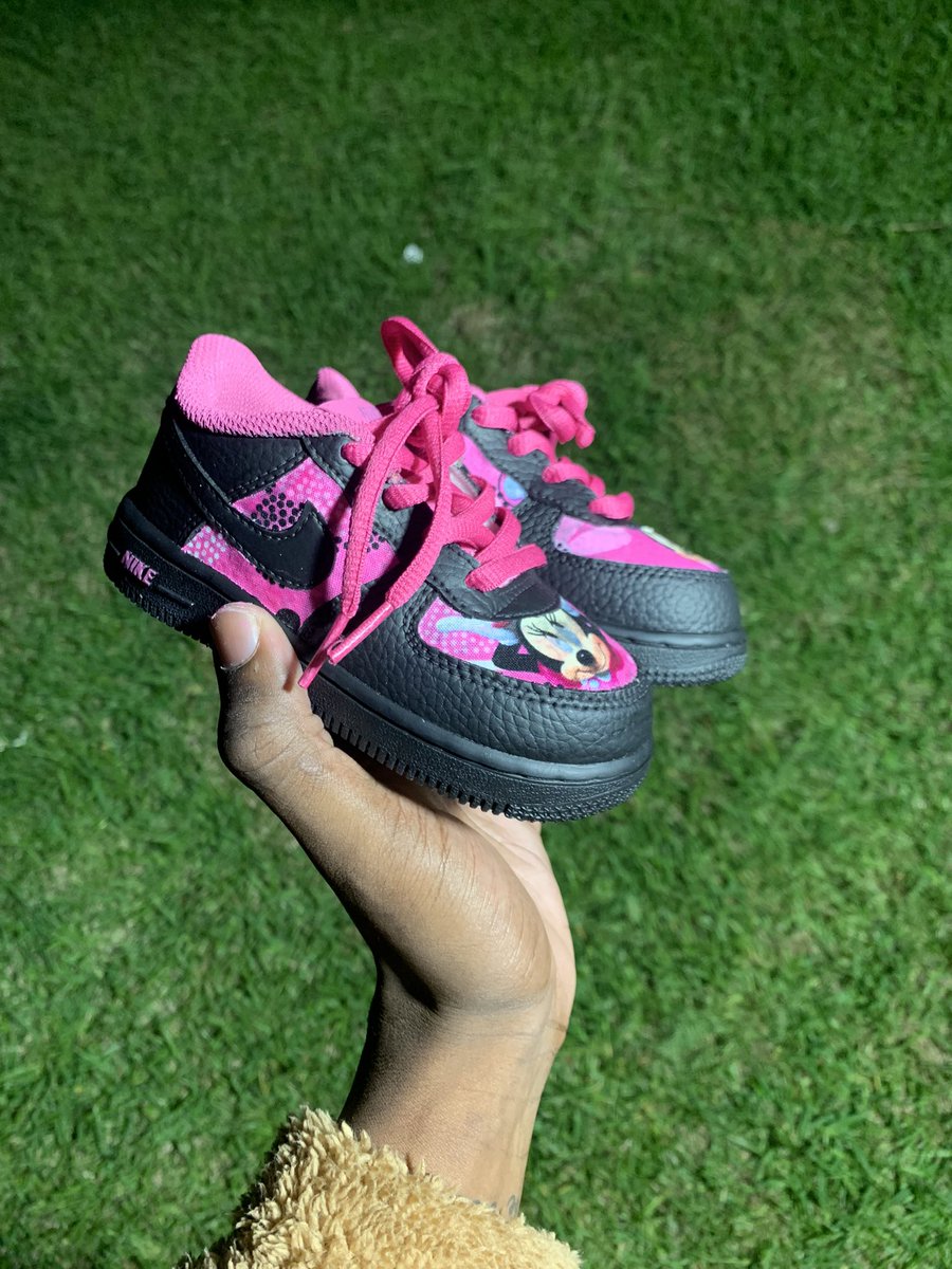 d__robert's tweet photo. Minnie is back🎀🖤
#2tallcustoms🧘🏾‍♂️ https://t.co/rQPlWLDXWS