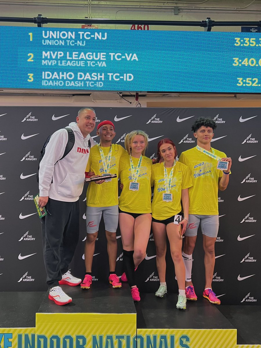 All-Americans in the Mixed 4x400!! #thirdinthenation #NIN2023