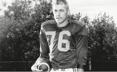 NFL_Journal's tweet photo. Bud wore #76 to honor Marion Motley who he thought was one of greatest players he'd seen play
In Canada receivers can have numbers in the 70s @UniWatch
#RIPBud https://t.co/Z2aUEBlrMg