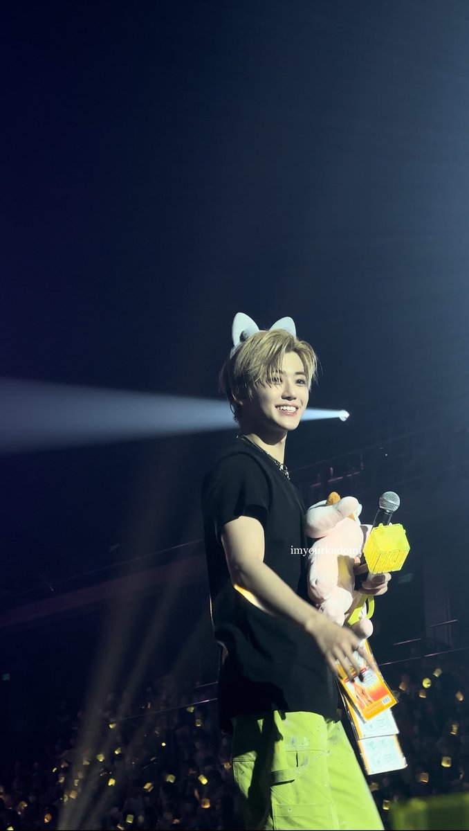 imyourkudomi's tweet photo. พชได้เจอพี่โดยองกับพี่แจมินแล้ว ♡🐰

#DOYOUNG #JAEMIN 
#THEDREAMSHOW2_in_BKK
#NEOCITY_THE_LINK_BKK https://t.co/hTNdGNLLUz