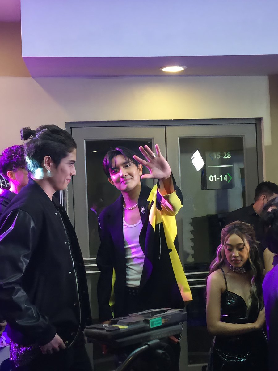 RalphstersOFC's tweet photo. We’re so proud of u lastnight bestboy! ✨

At abangan natin si @ralphhmalibunas mamaya sa It’s Showtime Online u 💙

#RalphMalibunas 
#TeenClash https://t.co/zryMyf56cE