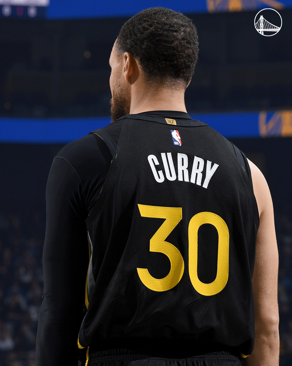 warriors's tweet photo. 30. https://t.co/kgwyoQPa71
