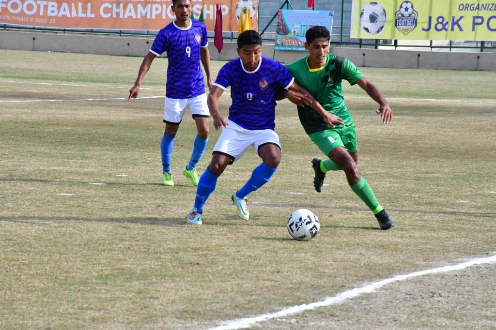 RisingKashmir's tweet photo. 14 #matches #played on #day #twoof 71stB.N.Mullik #Memorial All #India #Police #Football #Tournament
https://t.co/kcSP3O7xGC https://t.co/kofJicLGWg