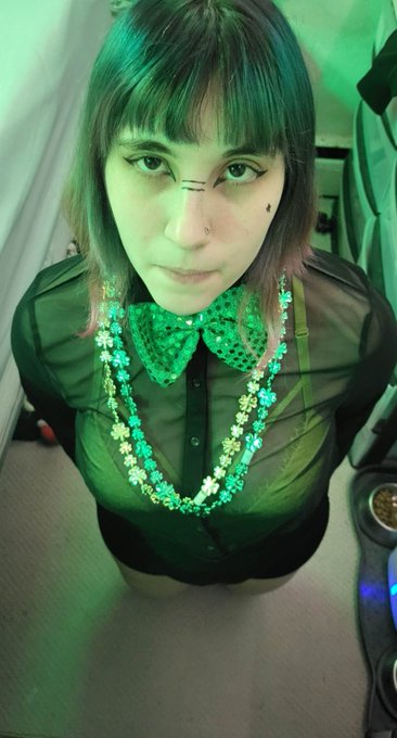 See what kind of trouble I get into for St. Patrick's Day! Follow the links in my bio 😉 #onlyfans  #onlyfansgirl<a href="/tag/stpatricksday"class="tags"><span>#stpatricksday</span></a><a href="/tag/onlyfans"class="tags"><span>#onlyfans</span></a><a href="/tag/onlyfansgirl"class="tags"><span>#onlyfansgirl</span></a>