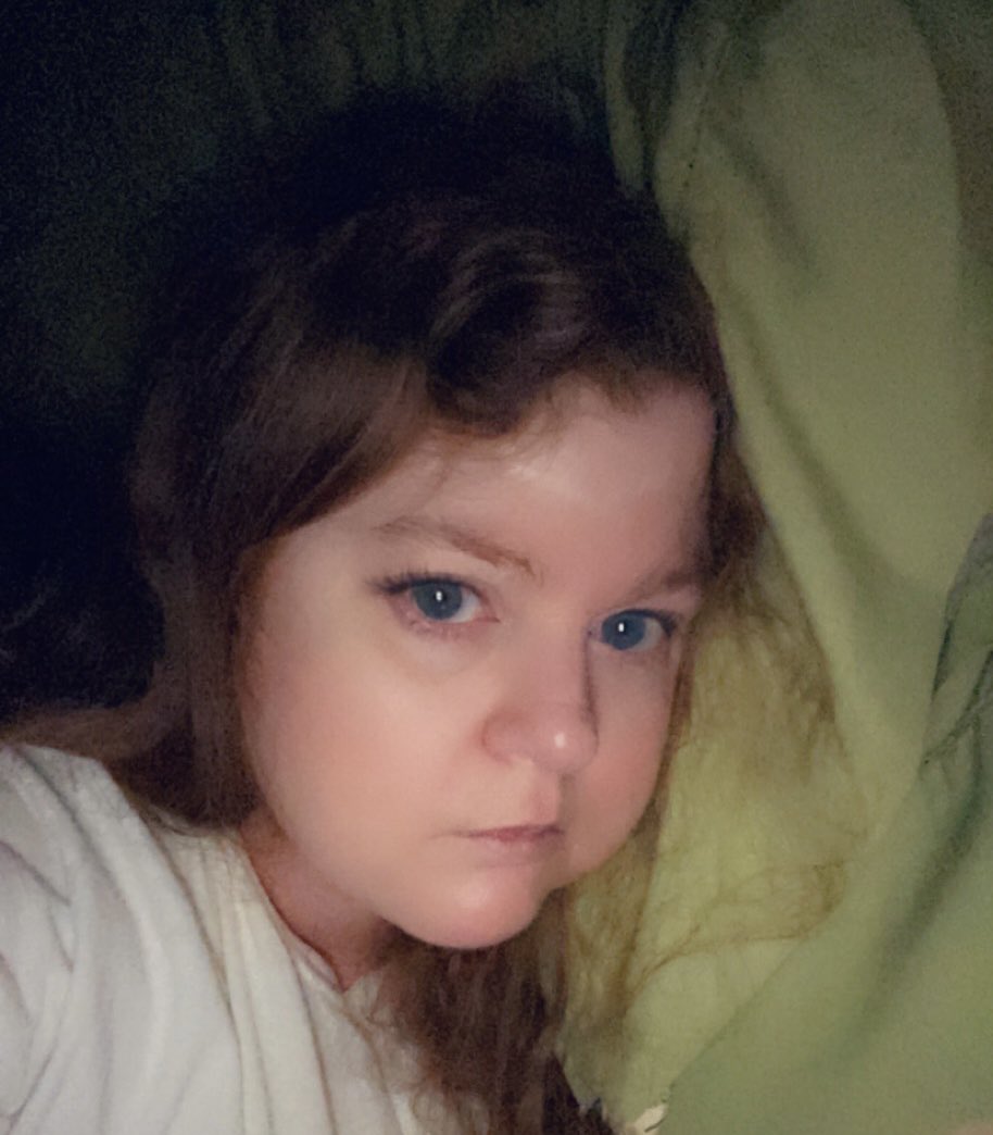 shonda_ebert's tweet photo. Goodnight to everyone I hope y’all had a great and blessed day today. Sweet dreams and stay safe out there 💕💕💕 https://t.co/aekg9kH7XB