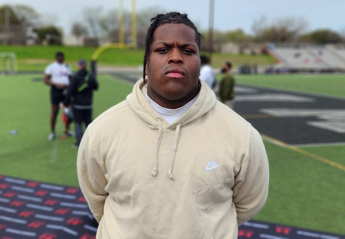 Rion (Ree-un) Young tweet media