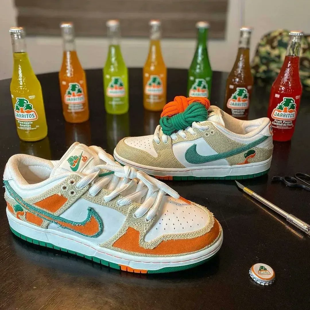 SneakerVisionz's tweet photo. Jarritos x Nike SB Dunk Low Comes With Cutaway Hemp Overlays 🍊 Expected April 1st, 2023 🤔 https://t.co/mxTWwMbs6T