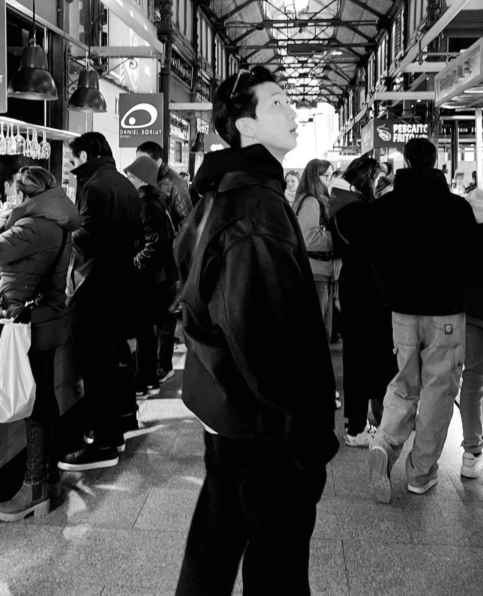 알엠과황소윤의스모크스프라이트
#스모크스프라이트_피처링남준
두천재가만나서보여줄환상의케미
#SmokeSpriteFeatRM
오늘오후여섯시떨레게기대하고있어요