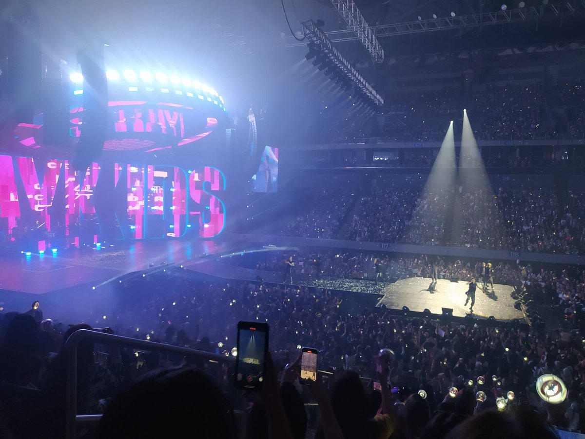 leenaaaur's tweet image. LBA 205 😭❤️