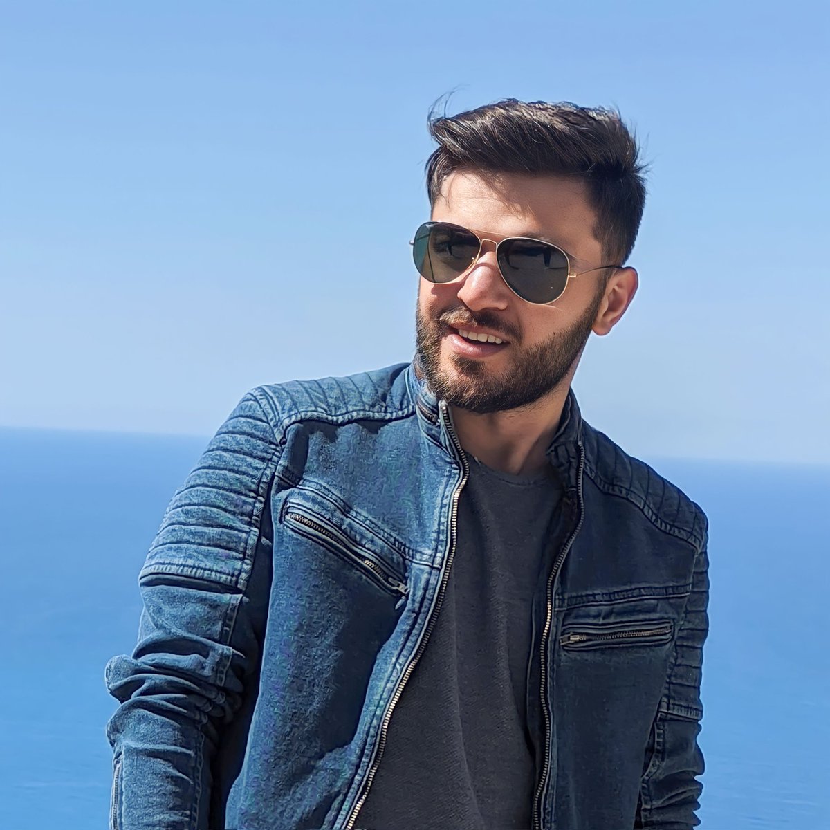 CeBo190746's tweet photo. #YeniProfilResmi https://t.co/0ZRirEflJp