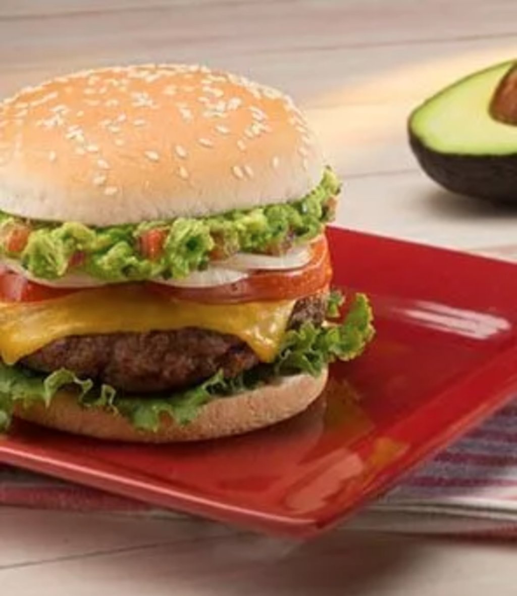 DonnaChaffins's tweet image. Who else loves #guac on their burgers?? 
avocadosfrommexico.com/recipe/burgers…

#gno #SparkTheGood #SXSW