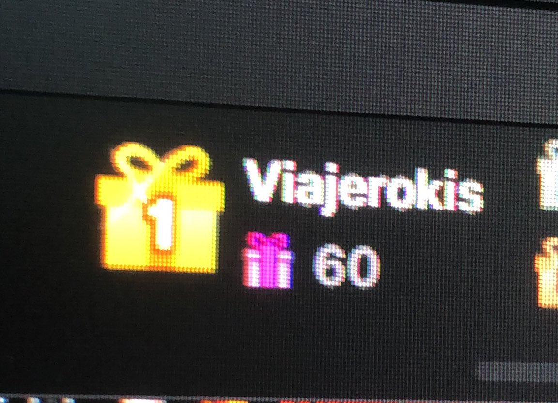 herodsito's tweet photo. que putas paso hoy en stream??? alguien q me lo explique, 60 subs regaladas y 7k bits por la cara 🧍🏽 https://t.co/PYYICU5LmK