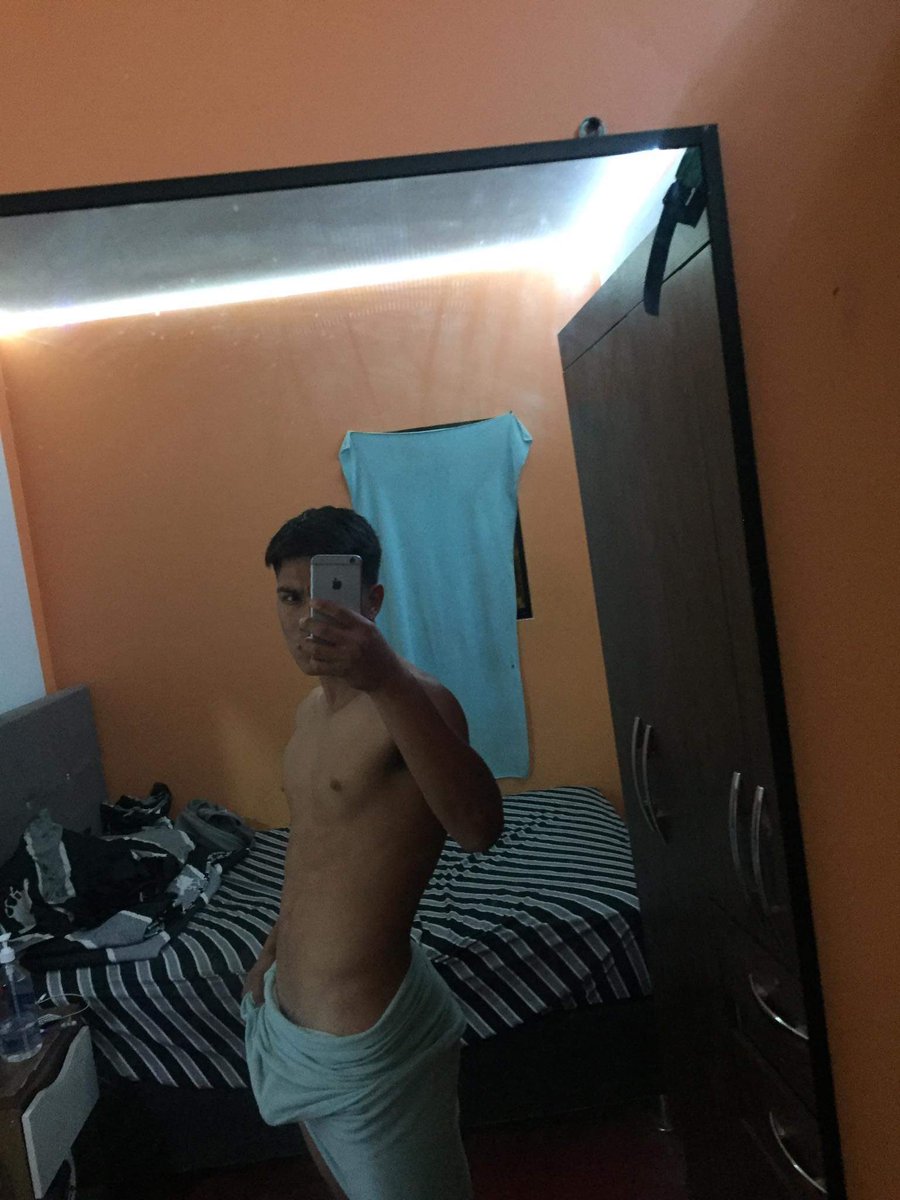 Contenidoperu's tweet photo. Uy miren cómo se lo agarra  comenten 🥵 y subo más de más peruanos 🔥 https://t.co/kXu8Fy0HbN