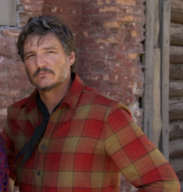 DesperateGossip's tweet image. En este perfil creemos en la supremacía ( y belleza ) de  

José Pedro Balmaceda Pascal 😍🙏🔥. 
TKM Pedrito #PedroPascal #PascalIsPunk