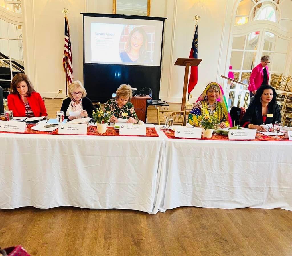 PakAmFriendsATL's tweet photo. Great representation from Pakistani American Friends of Atlanta &amp; Sanam Studios, today at the @atlwomansclub event.
PAFA spoke about our work and the impact we make in Metro Atlanta. 
@usembislamabad @PakinUSA @Pakinhouston @Rahmanforga https://t.co/UpkOWKzp5C