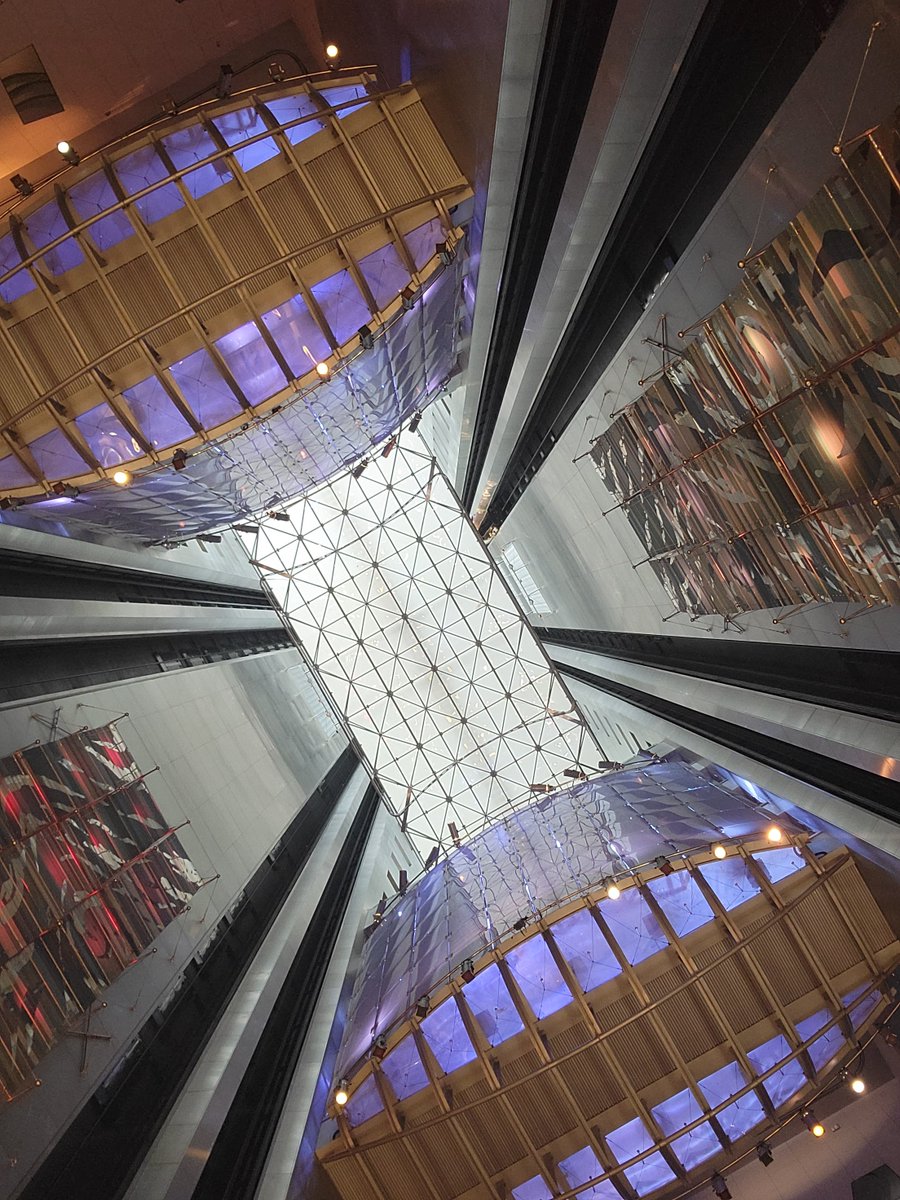 shuntassanders's tweet image. OSINT Challenge - Where am I?

#OSINTchallenge  #world traveler