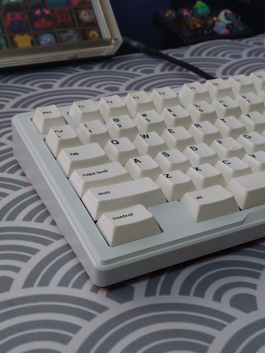 chaseticas's tweet photo. #customkeyboard #tata80 #keyboardenthusiast #arizonaliving https://t.co/iBwCqSUU25