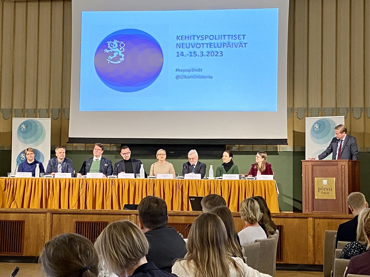 Erik Lundberg (@ekilundberg) on Twitter photo Mielenkiintoinen ja tärkeä puolueiden edustajien #kehityspolitiikka keskustelu - odotetusti selkeitä eroja näkemyksissä, mutta esim yhdessä laadittu hallituskaudet ylittävä #KEPO tiekartta luo tärkeän pohjan jatkotyölle #kepopäivät <a href="/Ulkoministerio/">MFA Finland 🇫🇮</a> Mielenkiintoinen ja tärkeä puolueiden edustajien #kehityspolitiikka keskustelu - odotetusti selkeitä eroja näkemyksissä, mutta esim yhdessä laadittu hallituskaudet ylittävä #KEPO tiekartta luo tärkeän pohjan jatkotyölle #kepopäivät <a href="/Ulkoministerio/">MFA Finland 🇫🇮</a>