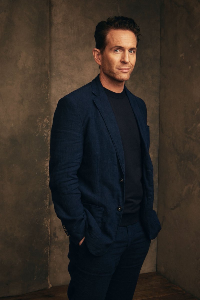 GhowertonFan's tweet photo. Photos: Glenn Howerton for the SXSW 2023 Portrait Studio https://t.co/2IaCeVwmR9 @GlennHowerton #SXSW23 https://t.co/owJ1bOsjwN