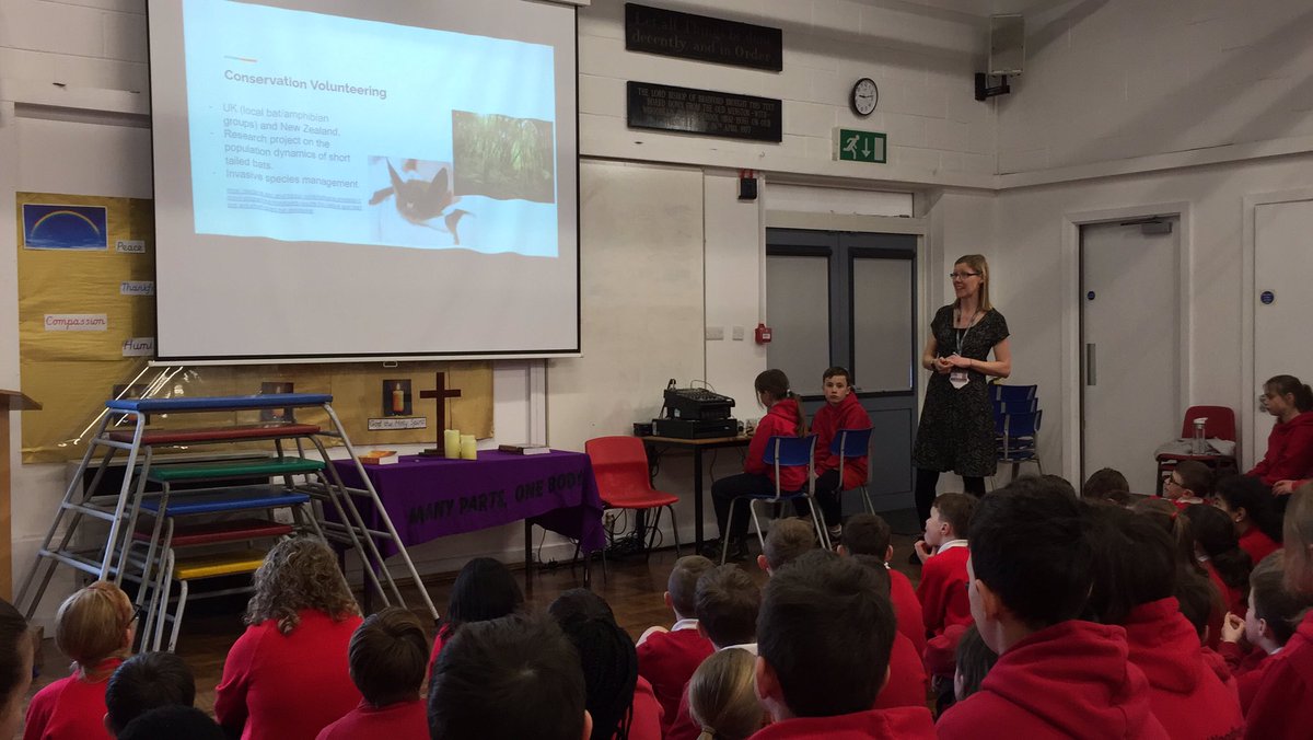 Burleywoodheadp's tweet photo. Mrs Turnock shared her experiences in her former career as an ecologist with the Y5 and Y6 children #aspirationweek #globalme https://t.co/4AQlysIYAQ