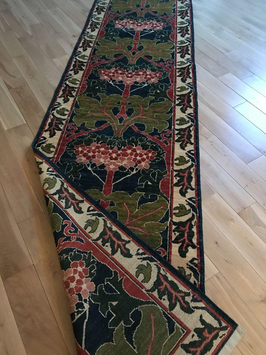 SheppardsDurrow's tweet photo. This delicious Donegal runner rug dating from 1960, sold for €2,600 at auction.
The CFA Voysey design with ivory flowerhead border was the subject of brisk bidding. Why not consign for our next auction?
#sheppardsirishauctionhouse #durrow #runnerrug #runnerrugs #donegalrunner https://t.co/vBEXcn0uzz