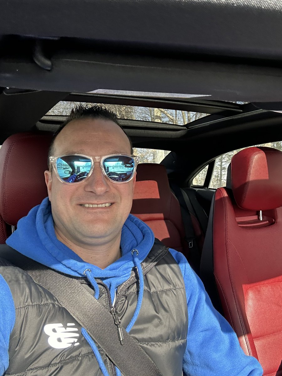 ArdenPickles's tweet photo. Spring is coming, it was so nice out yesterday. Let the long days begin. 😁💯 https://t.co/GsVYn1apN9
