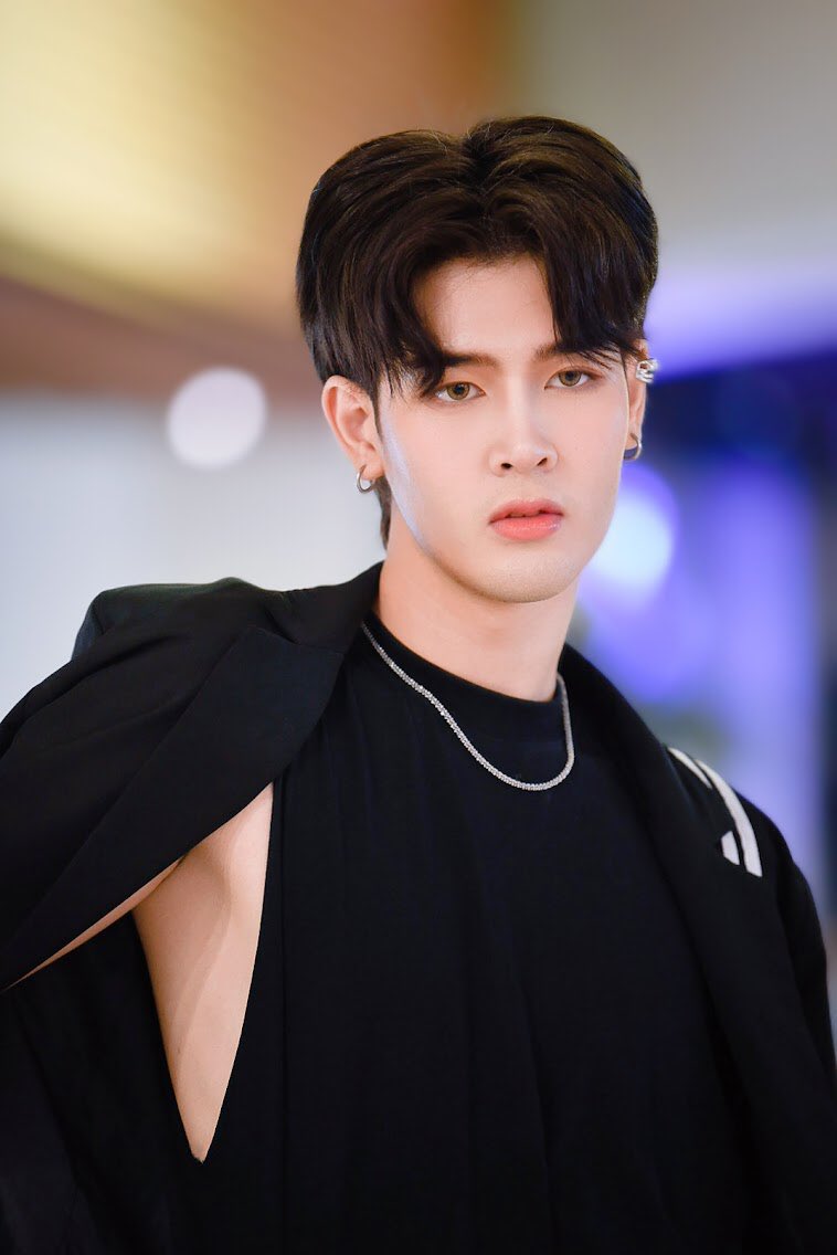 ENTSYNCTHAiLAND's tweet photo. บางทีความน่ารักก็มาในรูปแบบ “เรา” 💗
Instargram : Pepper_noraphat
Facebook : Pepper Noraphat
Twitter : @nongpanter
TIKTOK : Pepper_19
#pepperatisak
#BornToBeYTheSeries
#proimpress #well
#Labx #Nhealth #Hyanggisalon
#ซีรีส์วาย #Y #YThai
#ThaiY #BLSeries #Series #วาย #จิ้น https://t.co/ADFSuSKzW7