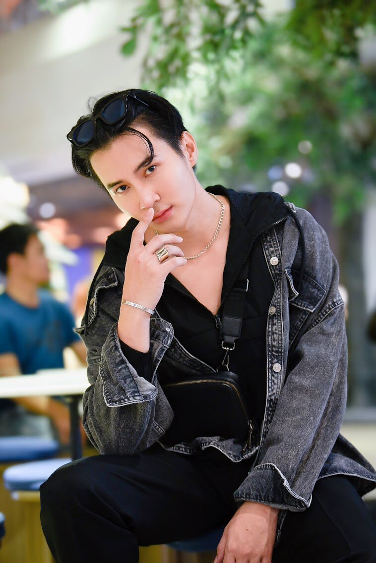 ENTSYNCTHAiLAND's tweet photo. ความน่ารักอ่ะทำให้เราเพ้อ ความเป็นเธออ่ะทำให้เรารัก 🥰
Instargram : Stampc4
Facebook : Pornwasin Rueangnukul
Twitter : Stampc4
#stamppornwasin
#BornToBeYTheSeries
#proimpress #well
#Labx #Nhealth #Hyanggisalon
#ซีรีส์วาย #Y #ซีรี่ย์วาย #YThai
#ThaiY #BLSeries #Series #วาย #จิ้น https://t.co/dFktgohtBJ