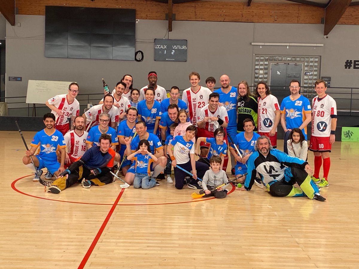 #floorball 🏒🥅 Voilà, la saison régulière est terminée 😏 Les Jets de #Buc #Yvelines terminent 4e au classement 👏 Les ✈️ participeront aux play-offs en mai 🤩 Avant de nous envoler vers Nantes, nous allons continuer à travailler avec intensité aux entraînements 💪