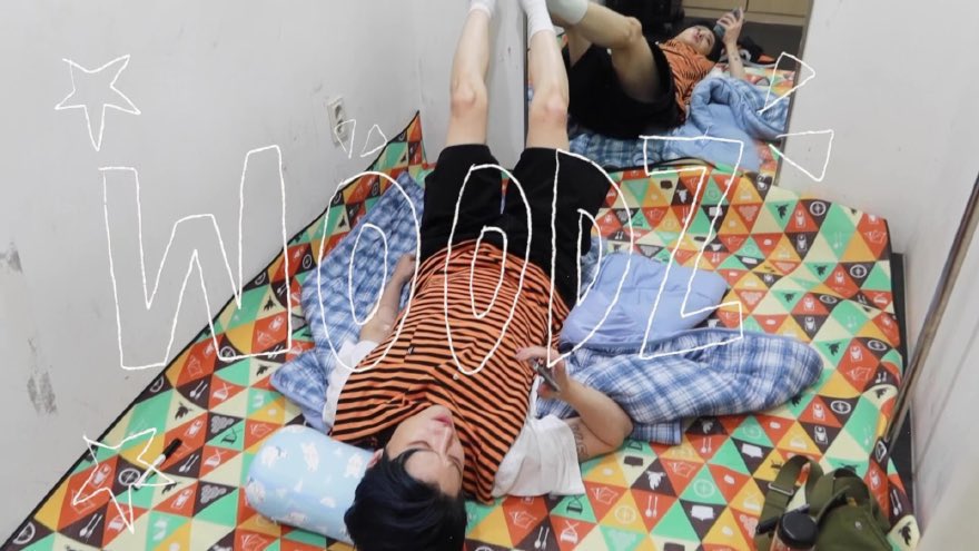 flower_realreal's tweet photo. 한강에서 음방대기실까지 . https://t.co/Vr1FbcMvie