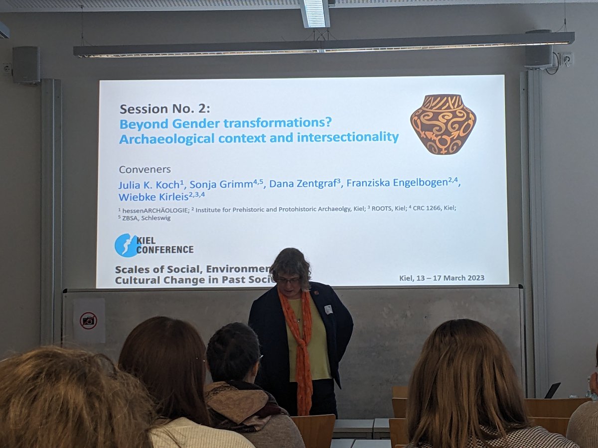 SteppeSistersNt's tweet image. Starting the day with gender archaeology at #KielScales23 !