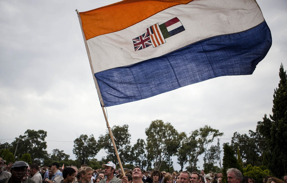 KGMosetsaMedia's tweet image. Whites owned political party  Decotratic Alliance @Our_DA wants to raise an apartheid flag upon the @EFFSouthAfrica to use the court to prohibit their 20th national protest of corruption, loadshedding and jobs