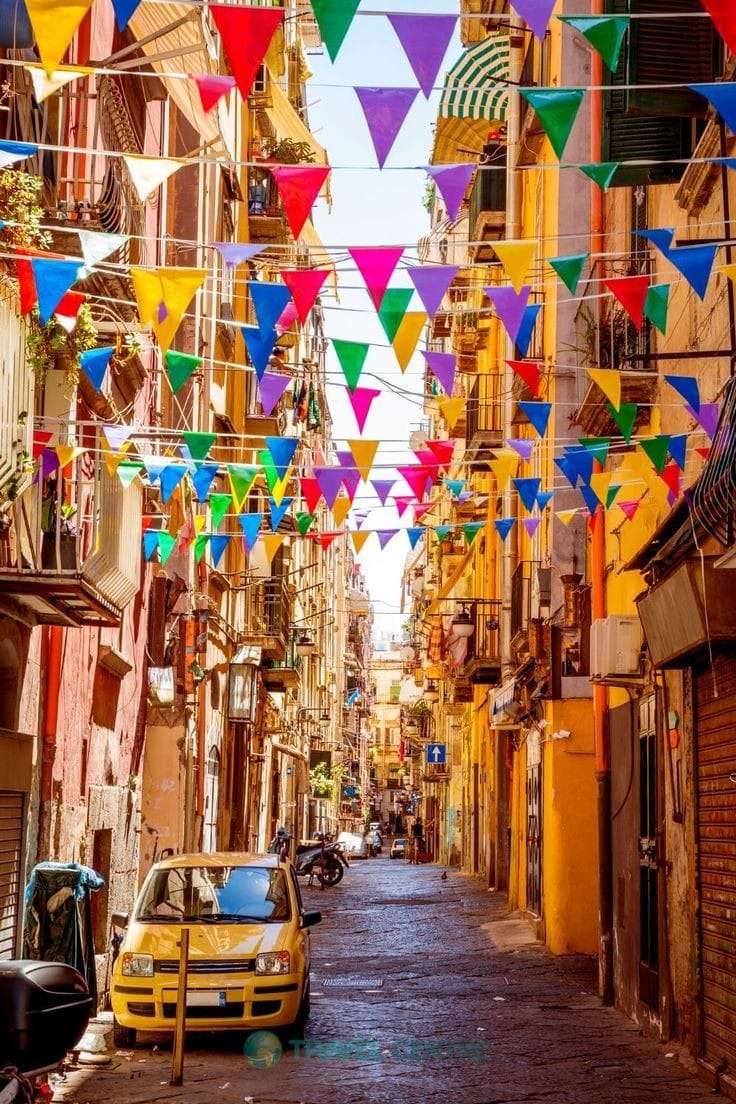 يا روائح رمضان عطِّري الكون، فما أعظم الشوق ..
بلغنا الله وإياكم شهر رمضان، بقلب حي مخبت منيب، وأعاننا برحمته للوصول لمراضيه، 
آمين ..🌿