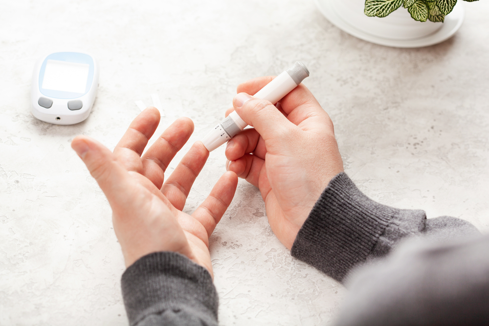 Valuemed's tweet photo. Stay on top of your cholesterol levels #cholesterolmeter #healthmonitoring #preventativehealth https://t.co/5xlJqCQxbZ https://t.co/b9pG707eoE