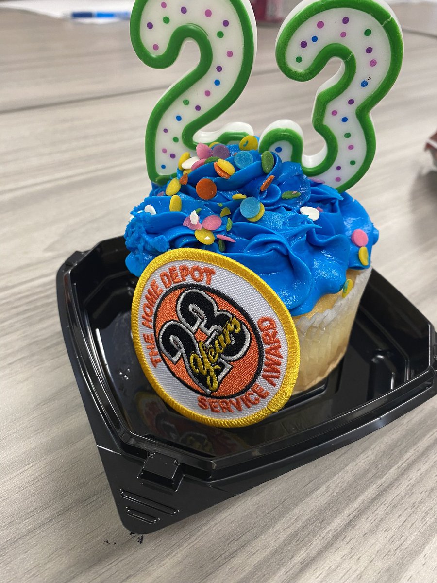 Aki Smith tweet media