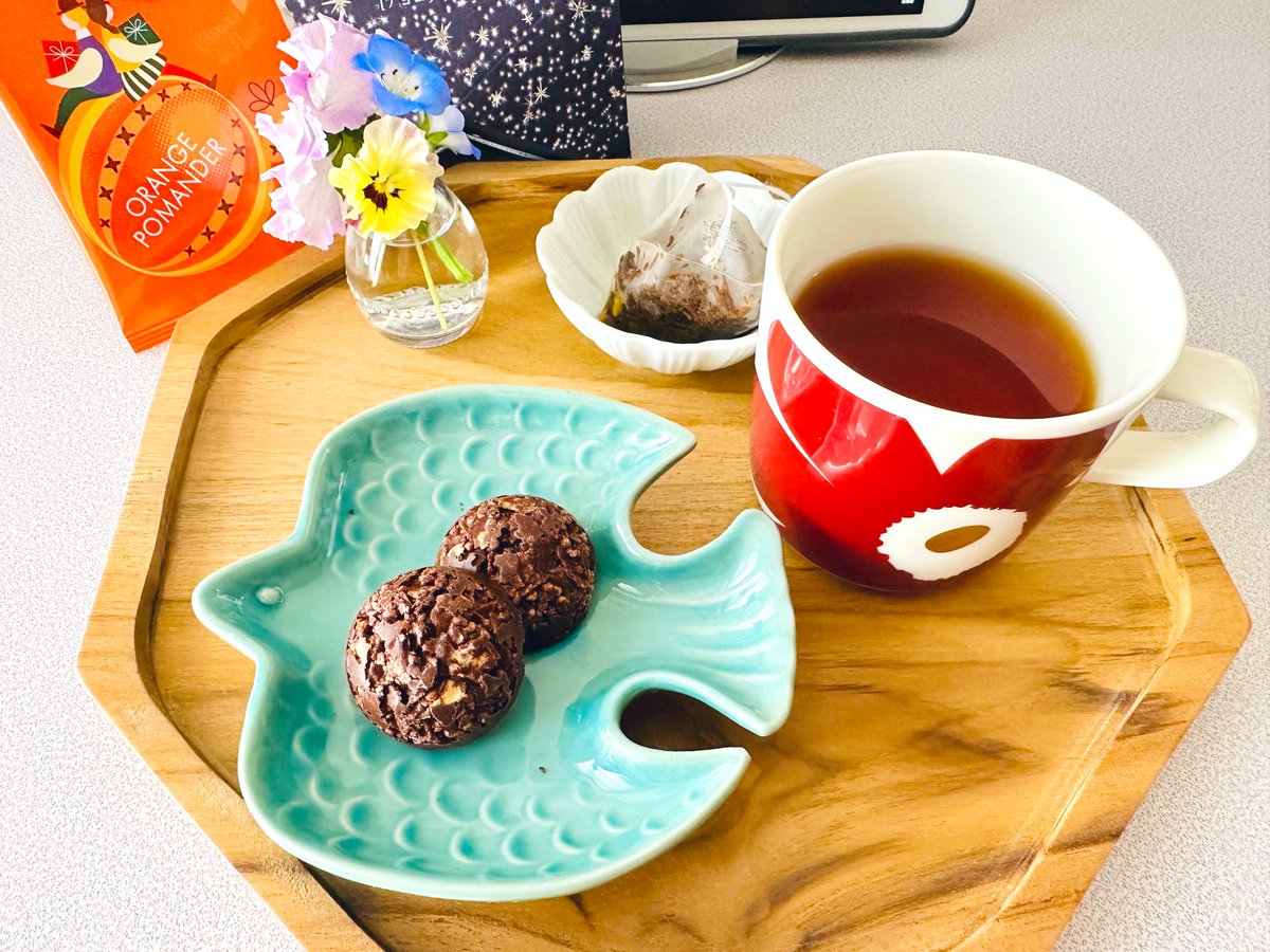 ハタ。 tweet media