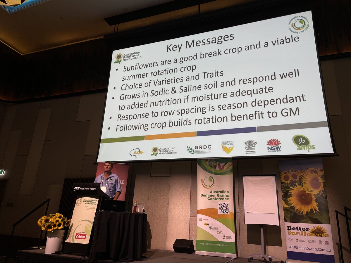 Coretext_au's tweet photo. AMPS’ Tony Lockrey says sunflowers produced ‘good coin’ over the past few years and are a good rotational option @AustSummerGrain @lockery_tony @AMPSResearch @theGRDC #agriculture #ASGC23 https://t.co/YMVo2XbHOo