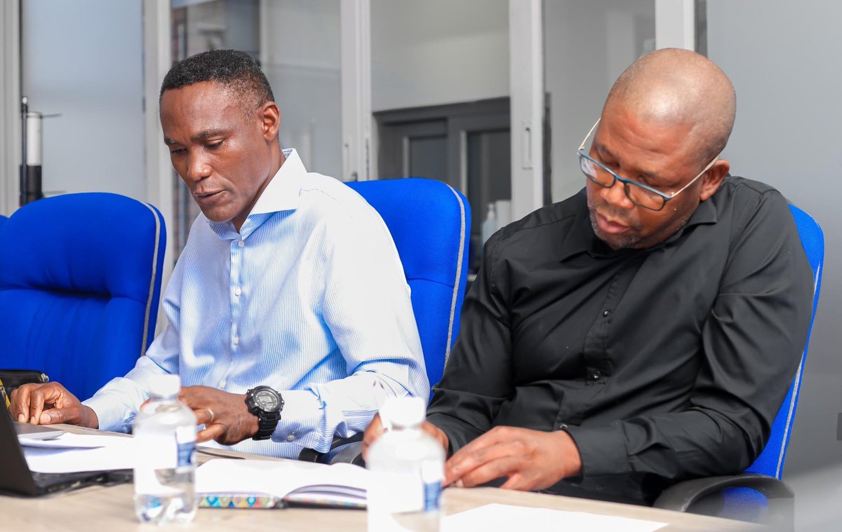 UNIZULUongoye's tweet photo. The University of Zululand held its first Vice-Chancellor Webinar Series of the year 2023, featuring historian and decolonial/postcolonial theorist, Professor Sabelo J. Ndlovu-Gatsheni.

The lecture was titled, Coloniality of Knowledge in Postcolonial Africa. https://t.co/7IWGlmdn4k