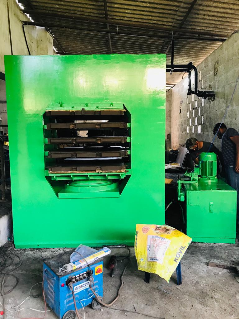 #100TonRubberHydraulicMoldingPress #HydraulicRubberCompressionMolding
#RubberMoldingMachine #HydraulicPressforRubberVulcanization
#CompressionMoldingRubberMachinery #AutomaticRubberCompressionMoldingHydraulicPress
#AutomaticRubberVulcanizationHydraulicPress