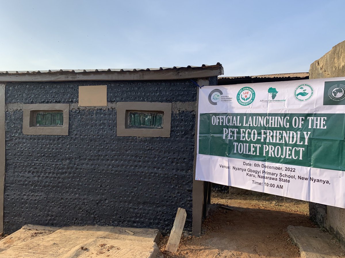 AEA_Initiative's tweet image. We are excited to have partnered with @ecocykle to advance circular economy initiatives and improve the public health of children in schools by constructing toilet facilities using plastic waste.

#PETProject