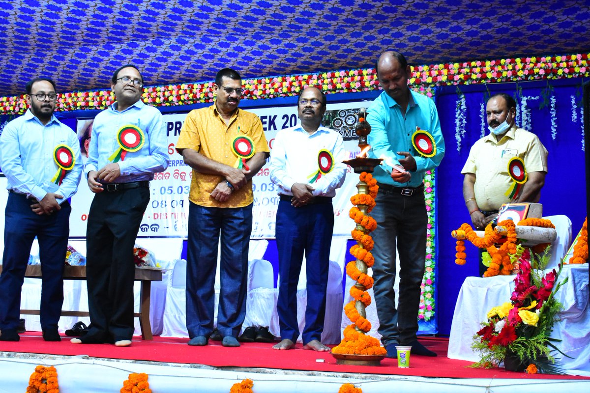 ananda_mishra's tweet image. #Kandhamal hold great opportunities for #MSMEDevelopment and happy to see so much support from the govt and @DMKandhamal @MsmeDepartment @MPKandhamal  #DICKandhamal

At @higrozip, we would need your help on creating market linkage for #tribal #organic products  through #eCommerce